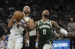 关于浓眉哥关键节点关键助攻，雄鹿带队取胜！的信息